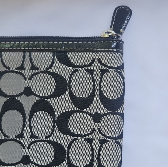 Coach Black & Grey Signature Monogram Ipad Tablet Laptop Case/Pouch - Picture 5 of 5